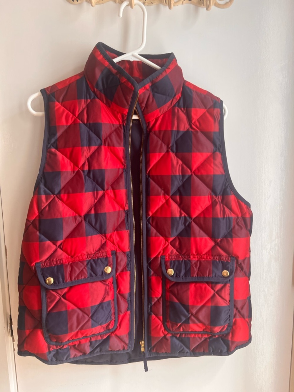J.Crew Buffalo Check Quilted Puffer Vest Red Navy Size L